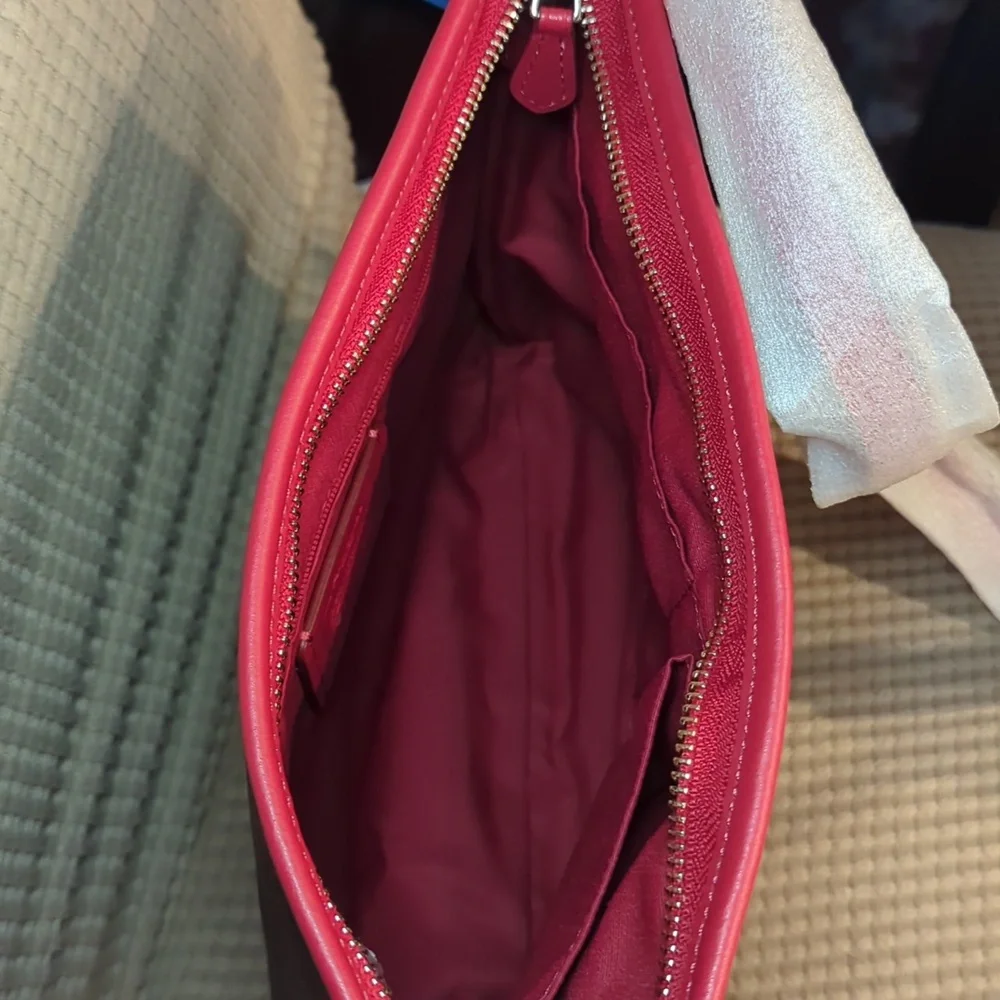 Coach File Crossbody in Signature Canvas NWT